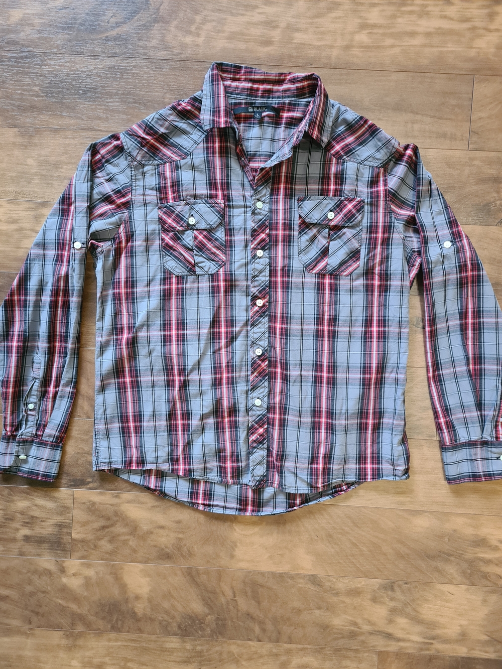 Black Grey and red plaid button-up shirt Size L
